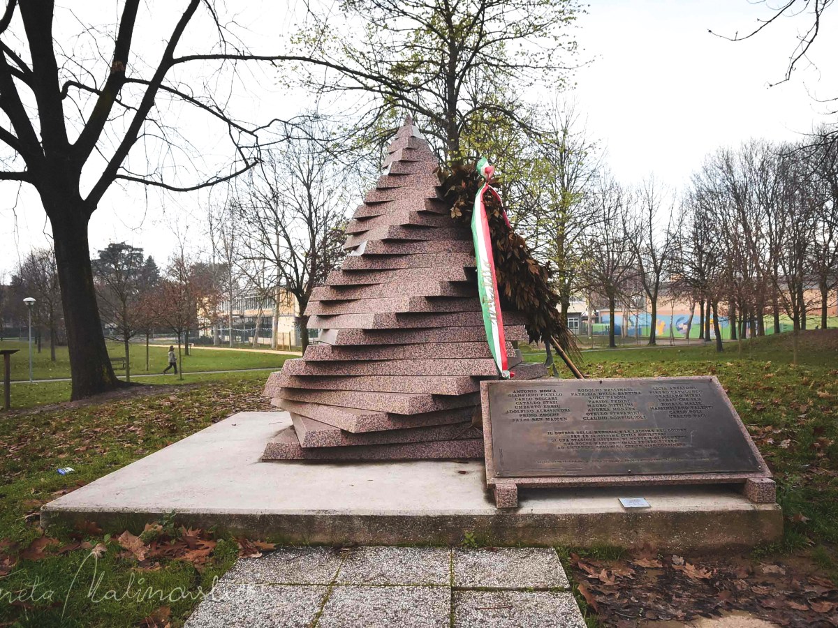 Monumento  alle vittime della ,,Uno&nbsp;Bianca”